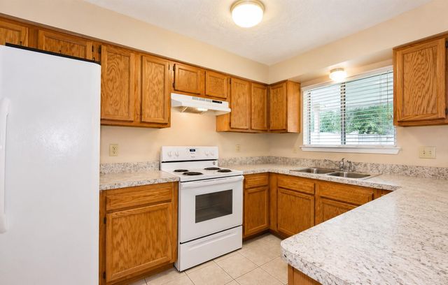 5734 Flax Bourton Street, Humble, TX 77346