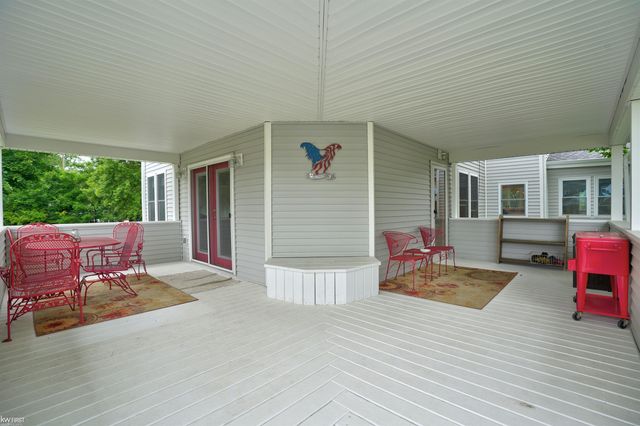 705 E Flint Street, Davison, MI 48423