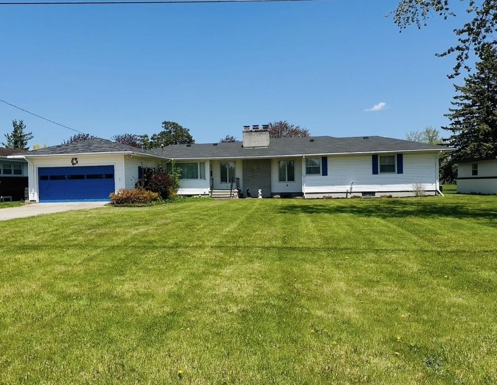 1249 W Washington Avenue, Alpena Twp, MI 49707