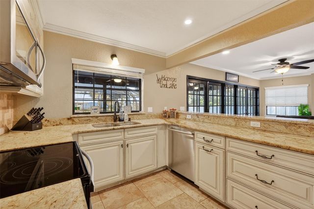 34210 ROSA LANE, Fruitland Park, FL 34731