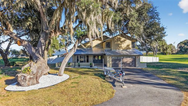 34210 ROSA LANE, Fruitland Park, FL 34731