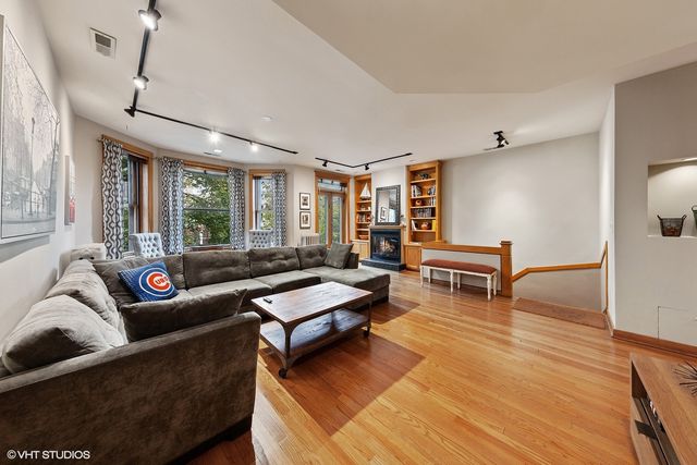 3638 N Fremont Street 2, Chicago, IL 60613
