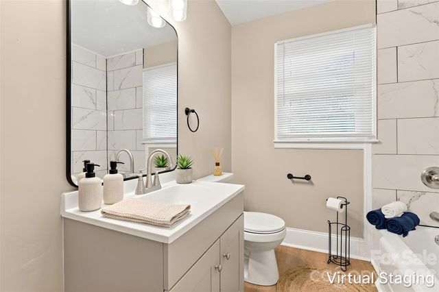 3708 Carlyle Drive, Charlotte, NC 28208