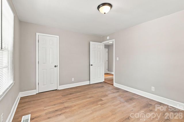 3708 Carlyle Drive, Charlotte, NC 28208