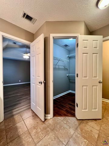 220 Station Way, Warner Robins, GA 31088