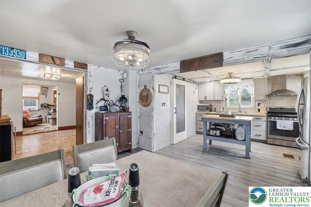 831 Ridge Street, Lansford Boro, PA 18232