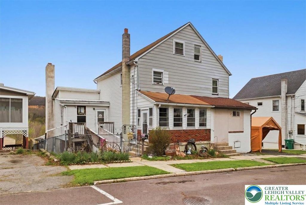 831 Ridge Street, Lansford Boro, PA 18232