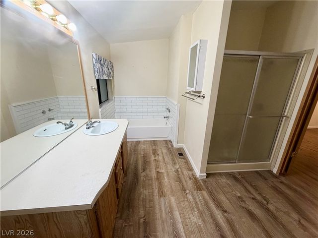 1641 Esquina Street, Laughlin, NV 89029