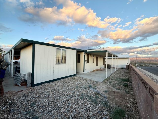 1641 Esquina Street, Laughlin, NV 89029