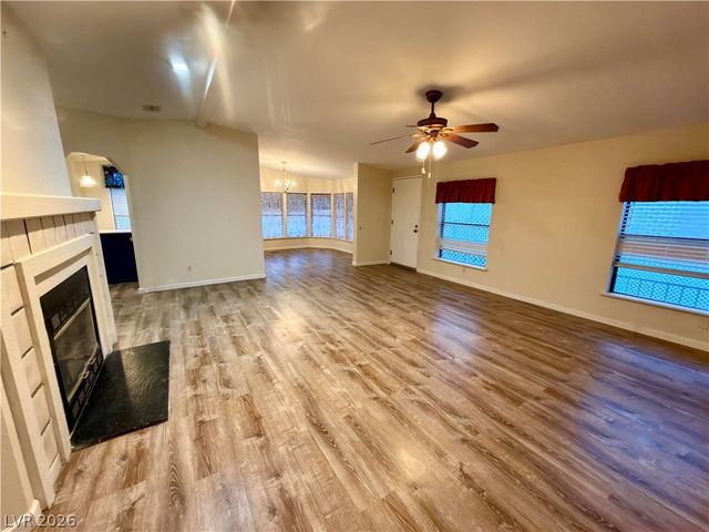 1641 Esquina Street, Laughlin, NV 89029