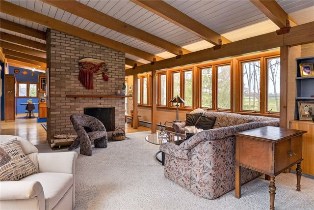 40 North Country Club Drive, Pittsford, NY 14618