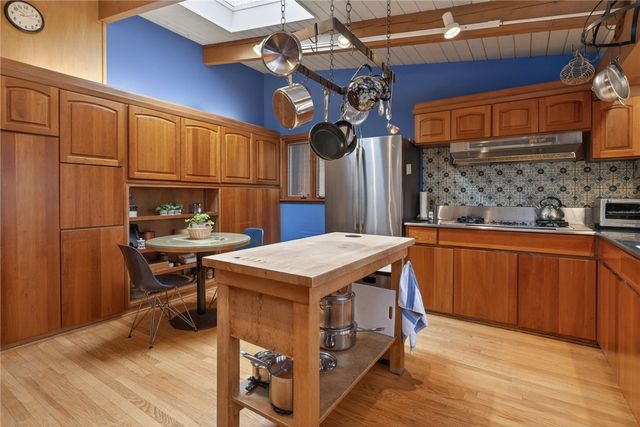 40 North Country Club Drive, Pittsford, NY 14618