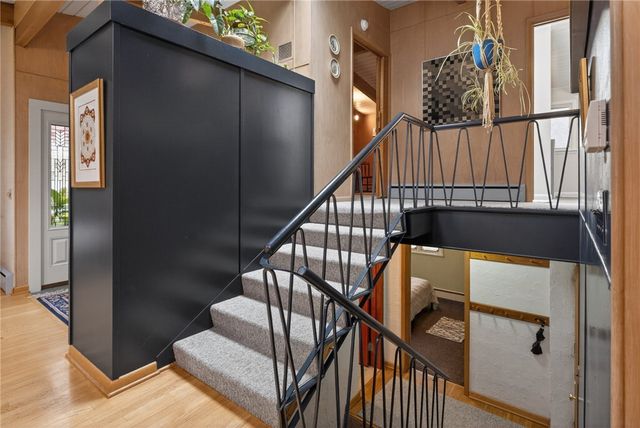 40 North Country Club Drive, Pittsford, NY 14618