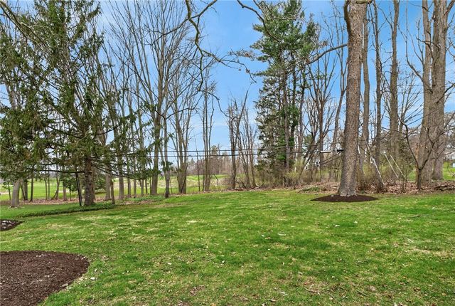 40 North Country Club Drive, Pittsford, NY 14618