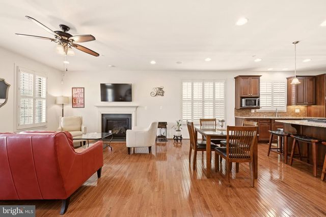 1104 SWEETBAY PL, Silver Spring, MD 20906