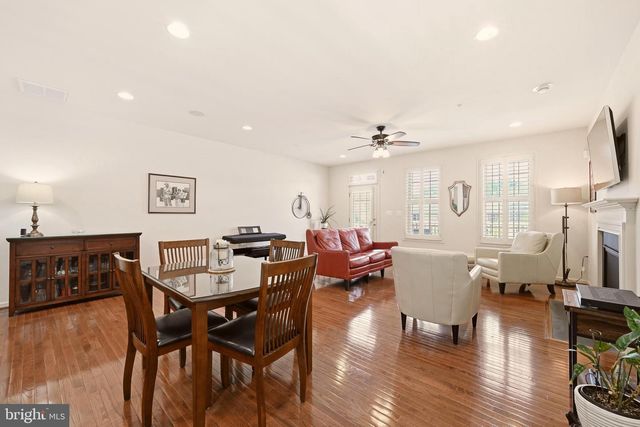 1104 SWEETBAY PL, Silver Spring, MD 20906