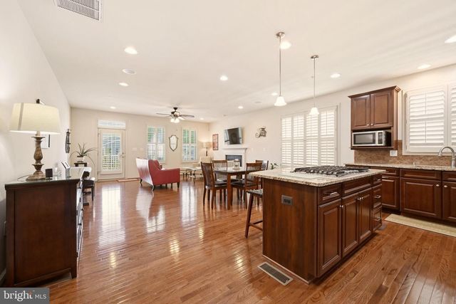 1104 SWEETBAY PL, Silver Spring, MD 20906