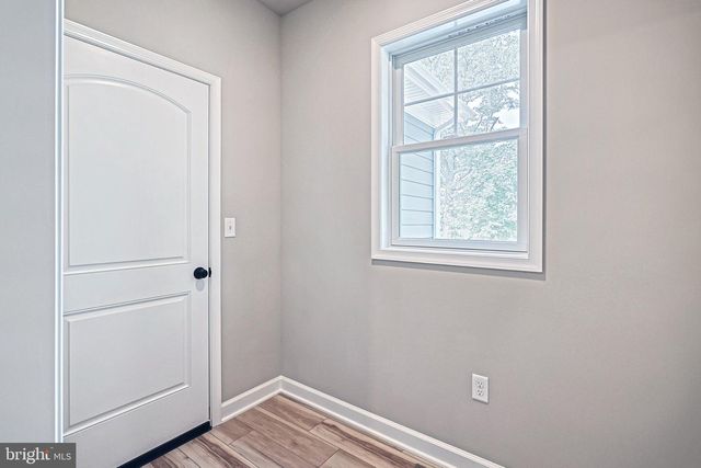 25 S ORCHARD VIEW DR, Hanover, PA 17331