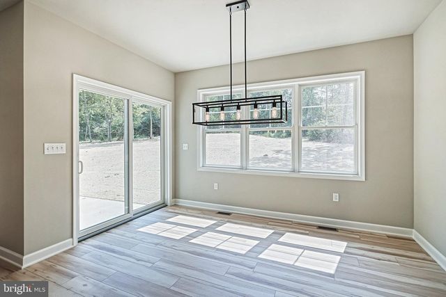 25 S ORCHARD VIEW DR, Hanover, PA 17331