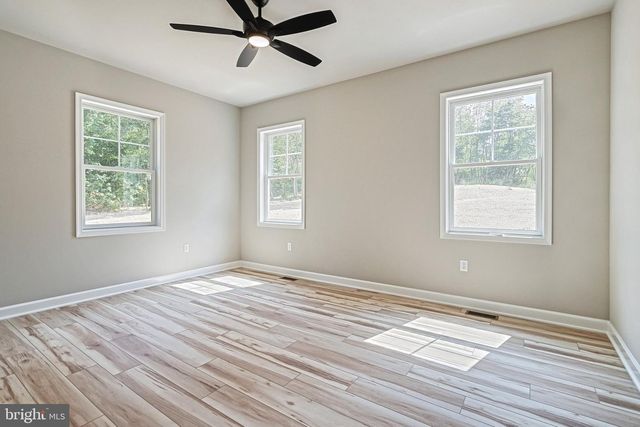 25 S ORCHARD VIEW DR, Hanover, PA 17331