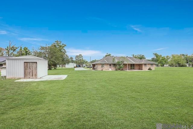 44337 Melancon St, Sorrento, LA 70778