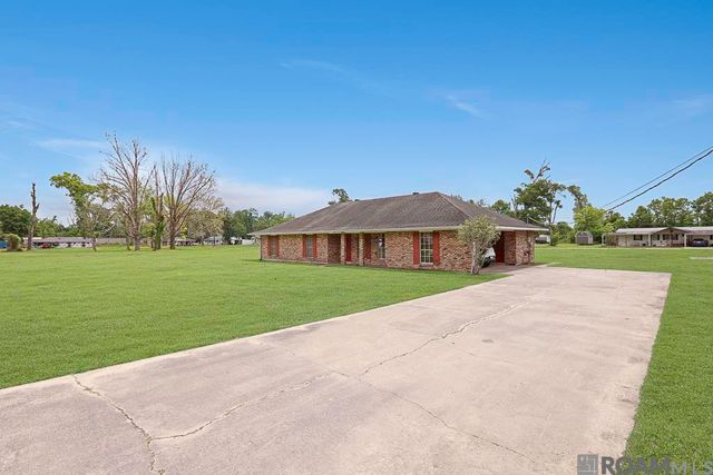 44337 Melancon St, Sorrento, LA 70778