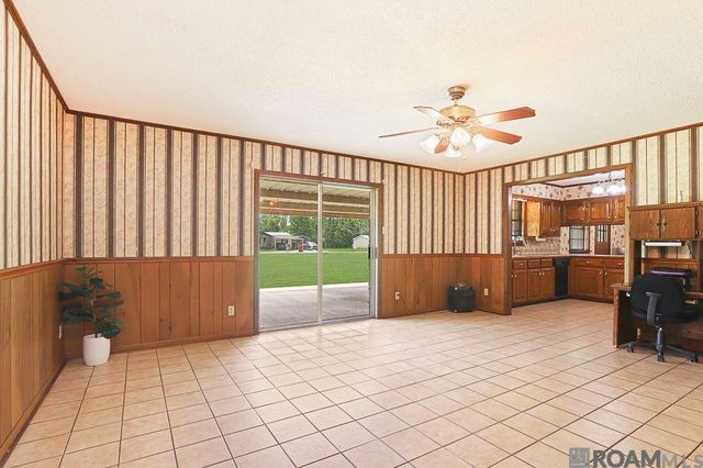 44337 Melancon St, Sorrento, LA 70778