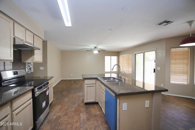 842 N Naples Drive, Chandler, AZ 85226