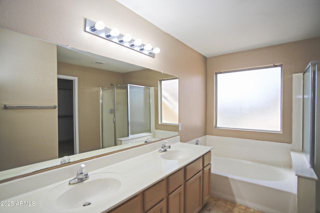 842 N Naples Drive, Chandler, AZ 85226