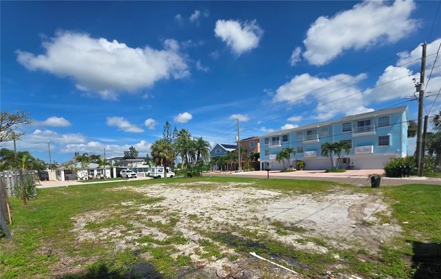 14268 N BAYSHORE DRIVE, Madeira Beach, FL 33708