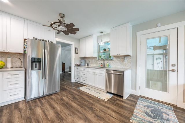 2223 Valley Mill, Carrollton, TX 75006
