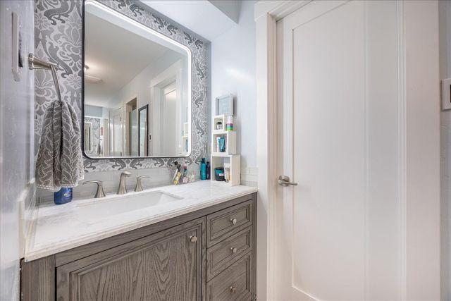 2223 Valley Mill, Carrollton, TX 75006