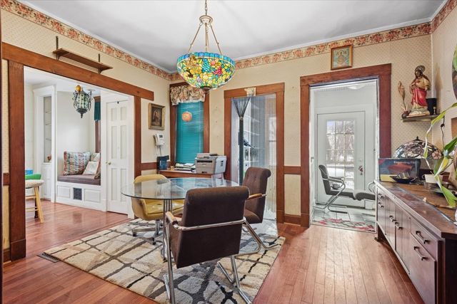 431 E Liberty Drive, Wheaton, IL 60187