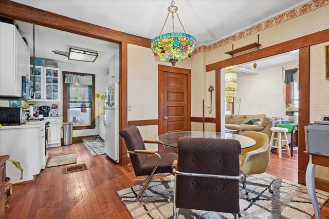 431 E Liberty Drive, Wheaton, IL 60187