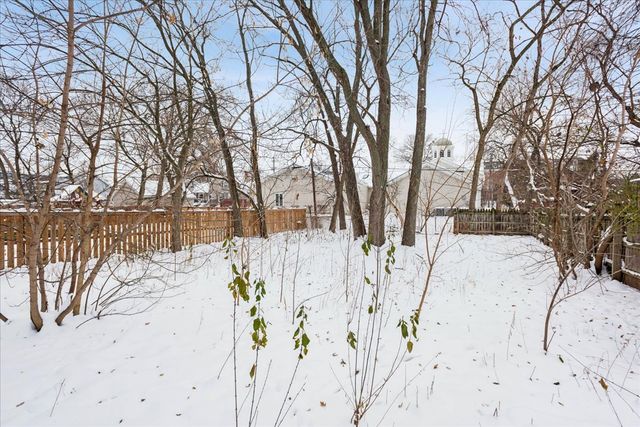 431 E Liberty Drive, Wheaton, IL 60187