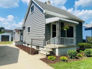 8627 Robindale Avenue, Dearborn Heights City, MI 48127