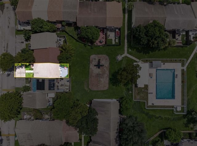 460 NE 211th Terrace, Miami, FL 33179