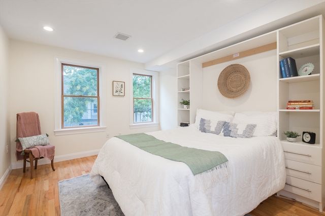 36 Sciarappa St 2, Cambridge, MA 02141