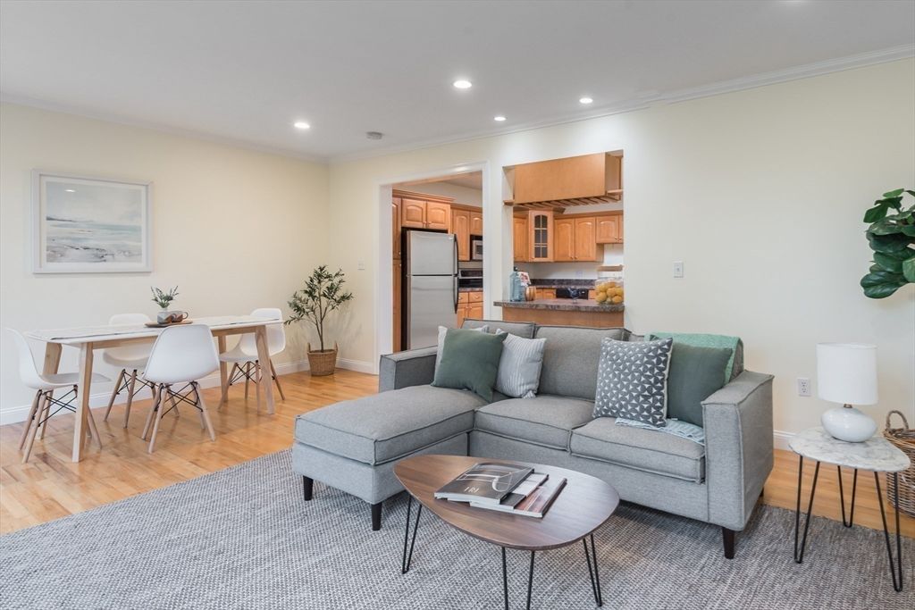 36 Sciarappa St 2, Cambridge, MA 02141