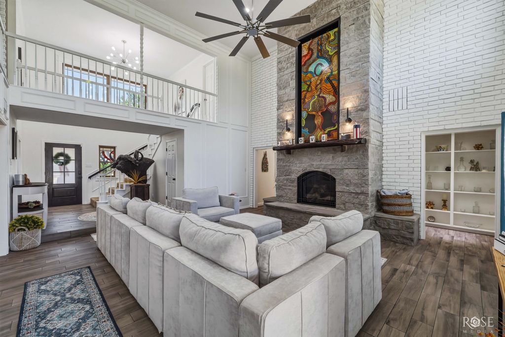 Image 11 of property listing at 6402 Chalimar Road, San Angelo, TX 76904