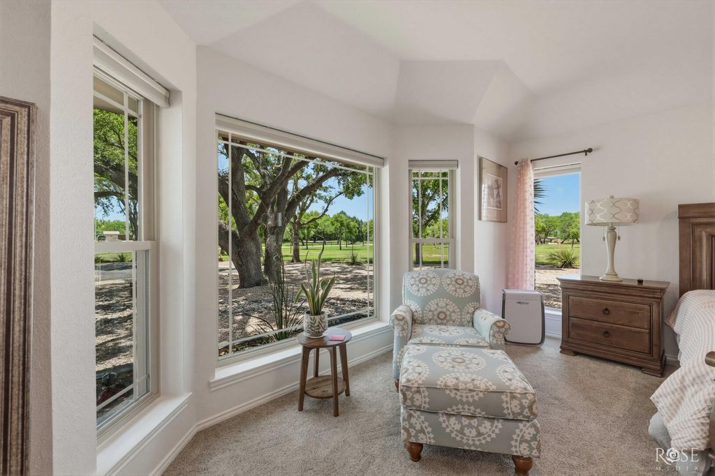 Image 23 of property listing at 6402 Chalimar Road, San Angelo, TX 76904