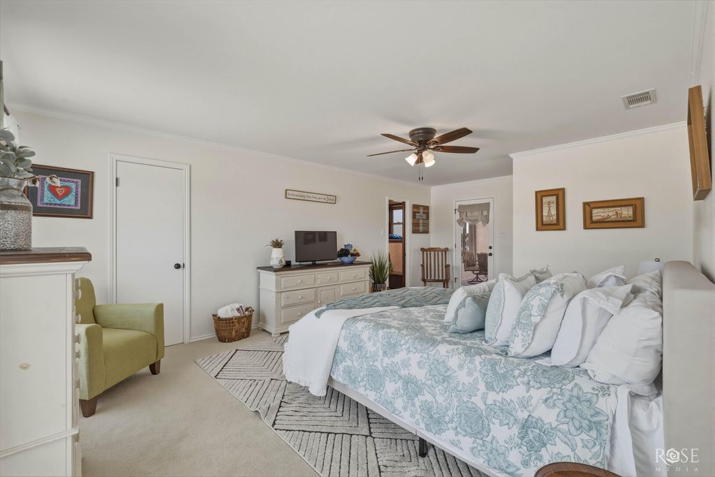 Image 28 of property listing at 6402 Chalimar Road, San Angelo, TX 76904