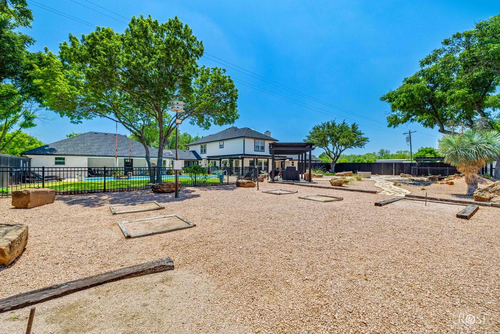Image 53 of property listing at 6402 Chalimar Road, San Angelo, TX 76904
