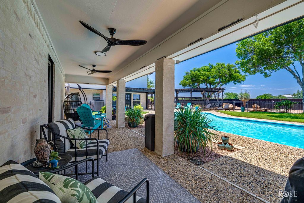 Image 54 of property listing at 6402 Chalimar Road, San Angelo, TX 76904