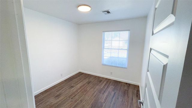 808 SE 13th Street, Moore, OK 73160