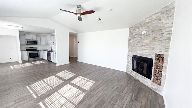 808 SE 13th Street, Moore, OK 73160