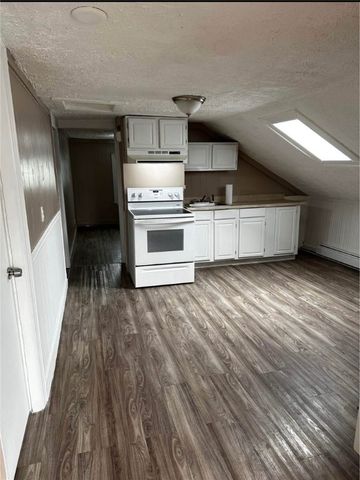 8 Andem Street, Providence, RI 02908