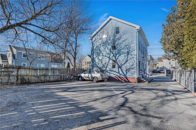 8 Andem Street, Providence, RI 02908