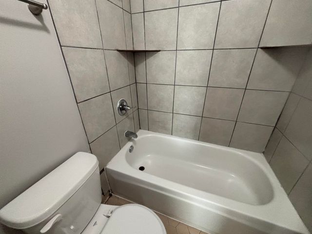 2692 DROMEDARY DR, Memphis, TN 38133