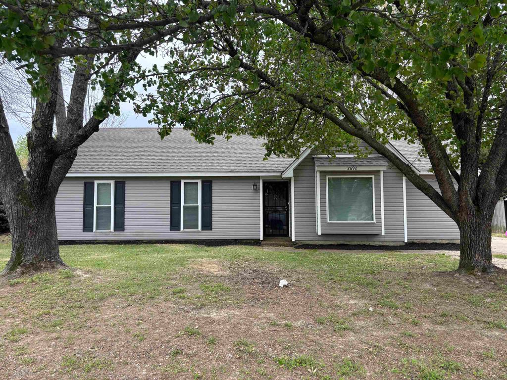 2692 DROMEDARY DR, Memphis, TN 38133